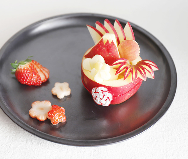 りんごの祝い膳