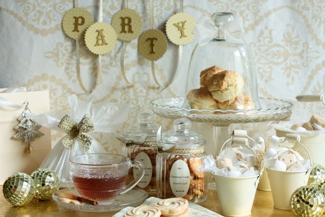 入れ物も贈りものになるクリスマススイーツラッピング