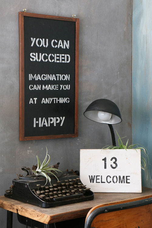 カッコいいステンシルプレートをDIY！　大人女子に人気の“ 男前インテリア”に