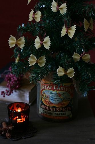 ◆クリスマスNo.16　１００円ツリーにパスタのオーナメント