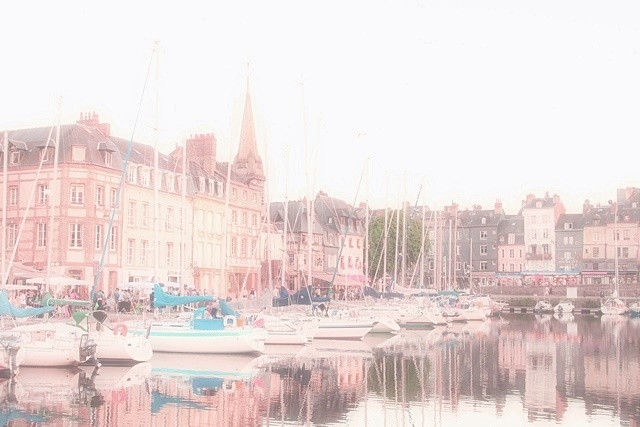 エリック・サティの故郷を訪ねて ～梨のフォルムに潜む想い～