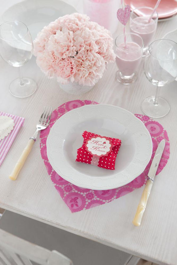 お金をかけないバレンタイン●小さなサプライズも100均グッズで