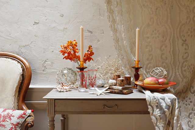 インパクトのあるレッドで、スパイシーな夏を味わって