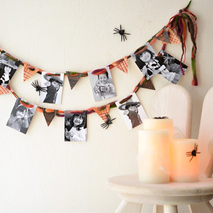 子どもの写真をおしゃれに飾ろう！  モノクロ写真のハロウィンガーランド