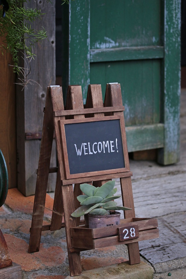 ダイソー　簡単　DIY　カフェ風看板