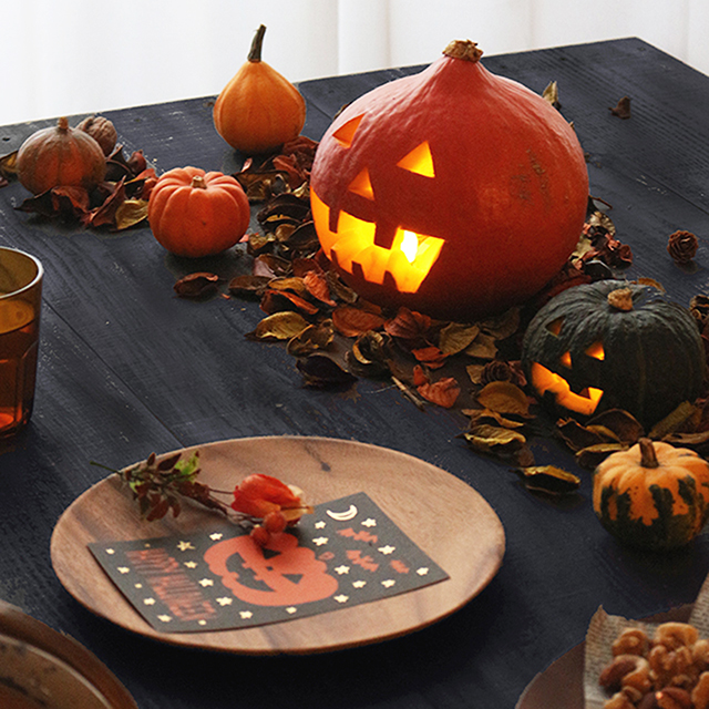 本物かぼちゃのジャックオーランタン　テーブルに置くだけハロウィン演出！