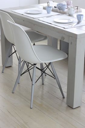 椅子をペンキで気軽にアレンジ ダイニング編