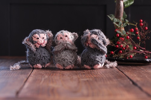 【モバ編み】かぎ針モチーフで簡単♪　三猿干支の編みぐるみ　四角く編んで球にする作り方