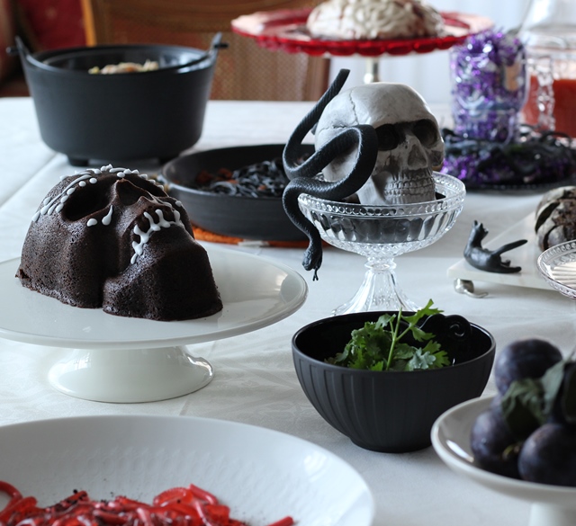 大人ハロウィン。悪霊たちのアフタヌーンティーパーティー