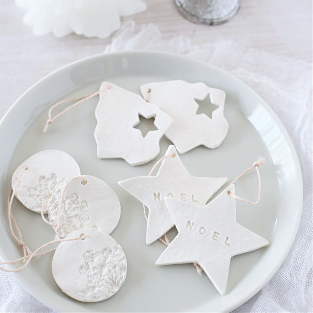 白粘土で簡単手作り！クリスマスオーナメント