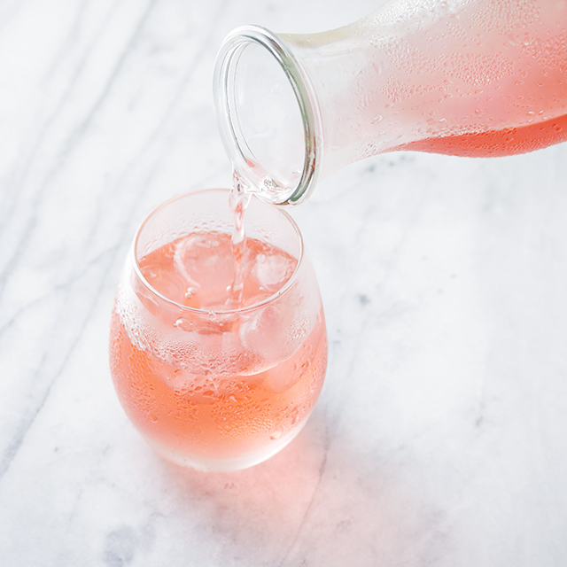 女子力アップ！ピンク色の梅シロップの作り方　疲労回復・むくみ予防に