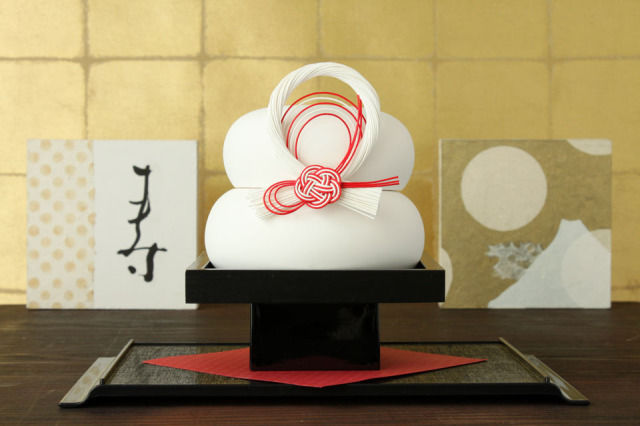 まるで本物!?　毎年使えるエコな鏡餅