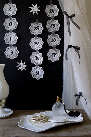 お正月だって！　レースペーパーでお手軽アドベントカレンダー