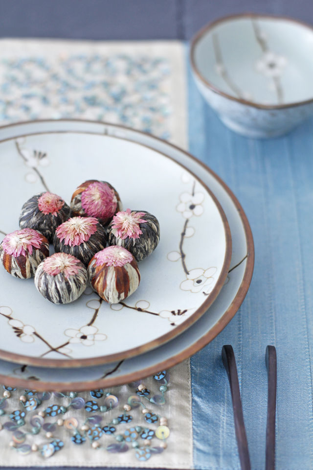 美しいサプライズ！　ガラス器に花開く～中国工芸茶のおもてなし
