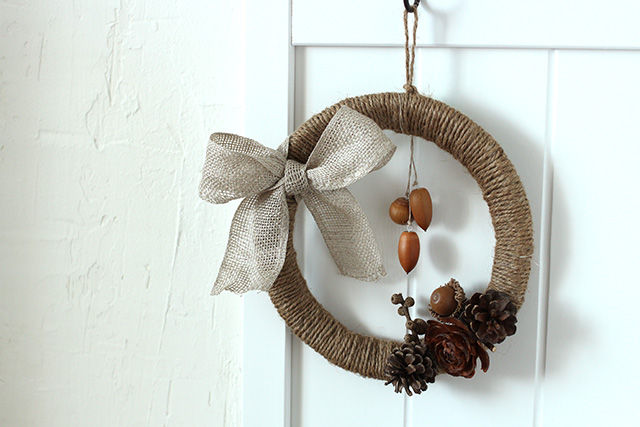 紙皿と麻ひもで作れちゃう♪　実ものを使った秋色リース