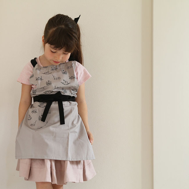 あそび育★年長さんならOK!　エプロンのひも、自分で結べる一工夫