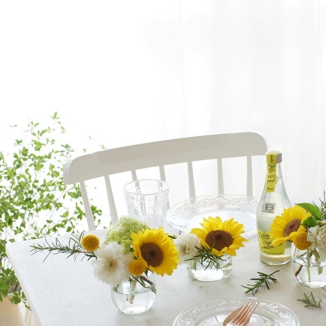 【夏の花色配色】黄色、白＆ライムグリーン　Weckのガラス食器を使って！花活けのアイディア