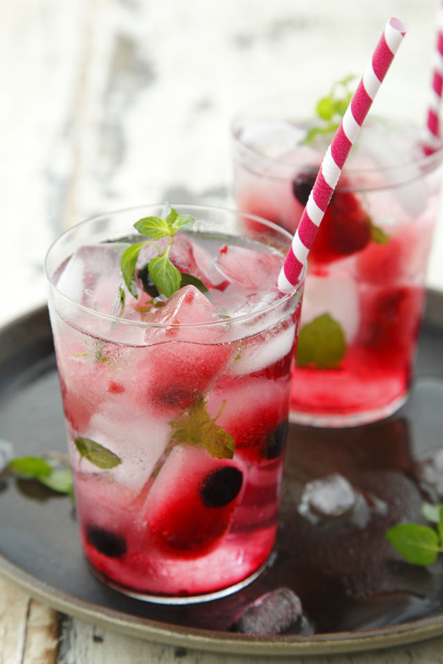 簡単！ 可愛い!!　ピンクのベリードリンク