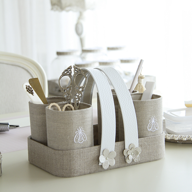 100均ペンスタンドで作る☆簡単カルトナージュ　 “レザーハンドル付きパニエ ”前編