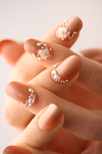 約２０秒で完成！ワンタッチネイルのおしゃれ