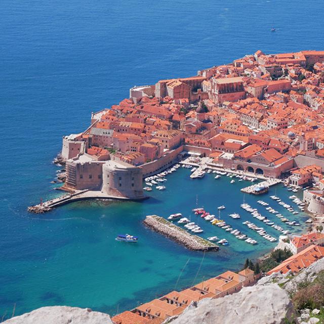 この夏おすすめ！東ヨーロッパリのゾート地「クロアチア ドゥブロヴニク」