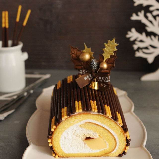 ポッキーでブッシュドノエル?!　Let's share pocky noel !