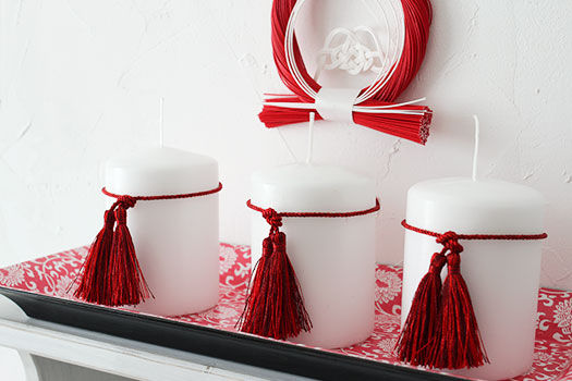 話題のショップ「ＴＩＧＥＲ」のトレイで、お正月コーナー