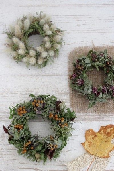 優しいリースで演出する 初冬のインテリアスタイル