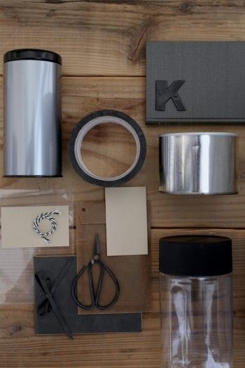 パッキングテープで、おうちにある雑貨を「クール」にリメイク