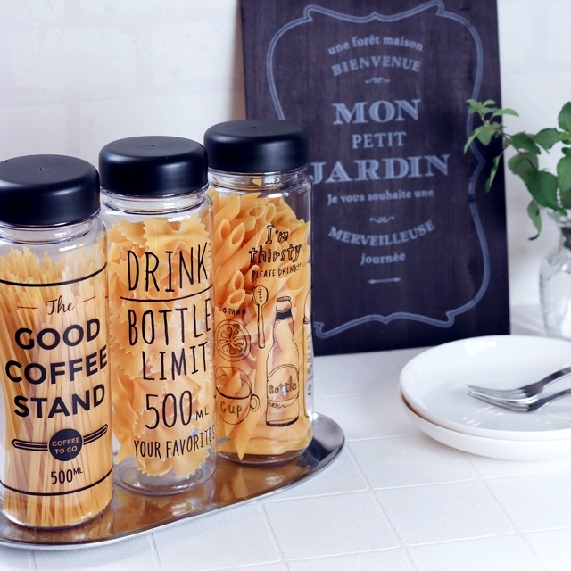 人気の100均ウォーターボトルでパスタをおしゃれに収納