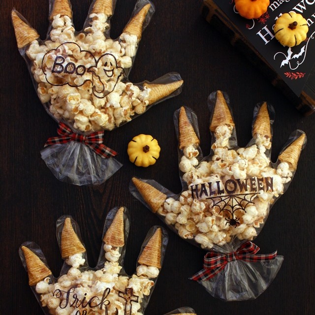 ハロウィンのお菓子に♪ 食べられる「オバケの手」