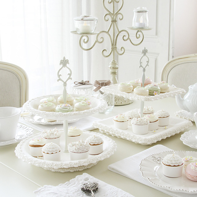 100均紙皿で作る☆簡単カルトナージュ　パーティーに大活躍の2段トレースタンド