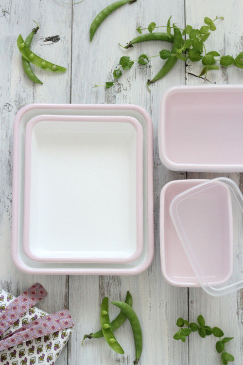 ピンクの野田琺瑯でハッピーなお弁当づくりを