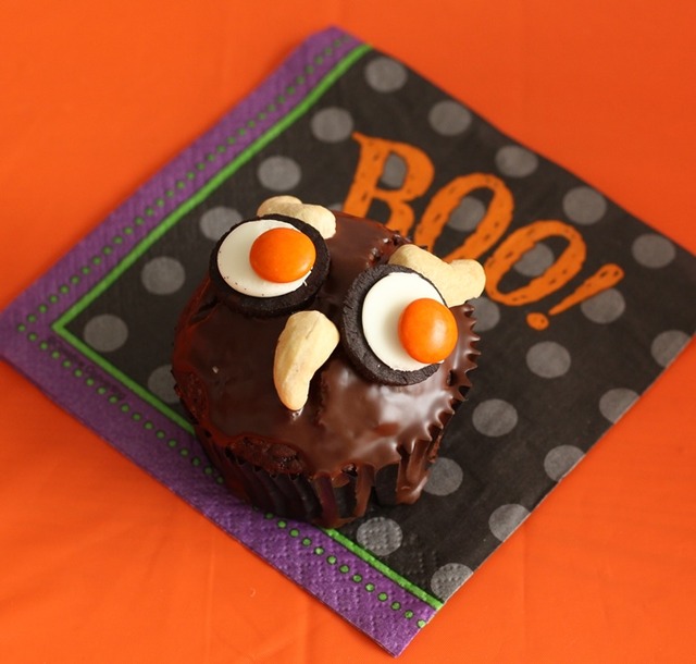 オレオで簡単！フクロウのハロウィーンケーキ