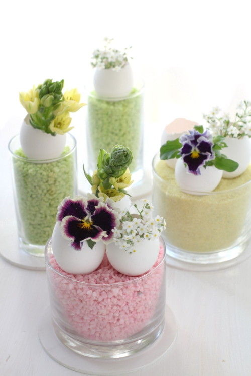 もうすぐイースター♪　卵の殻＋カラーサンドでフラワーアレンジ