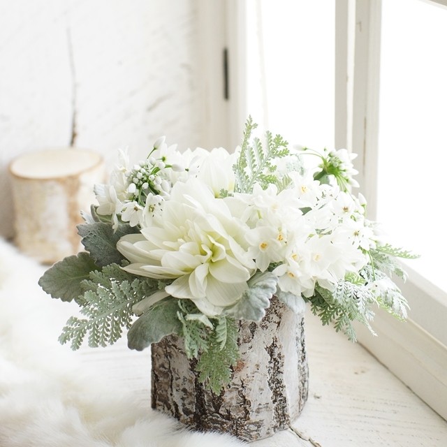【冬の花色配色】ホワイト＆シルバー　シンプルで洗練された印象に！花選び＆色合わせのコツ