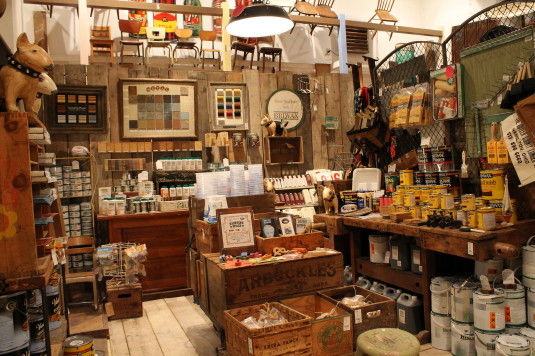 ＧＡＬＬＵＰ　イーストショールーム