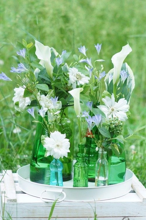 空き瓶をおしゃれに活用♪　初夏の花活けのコツ