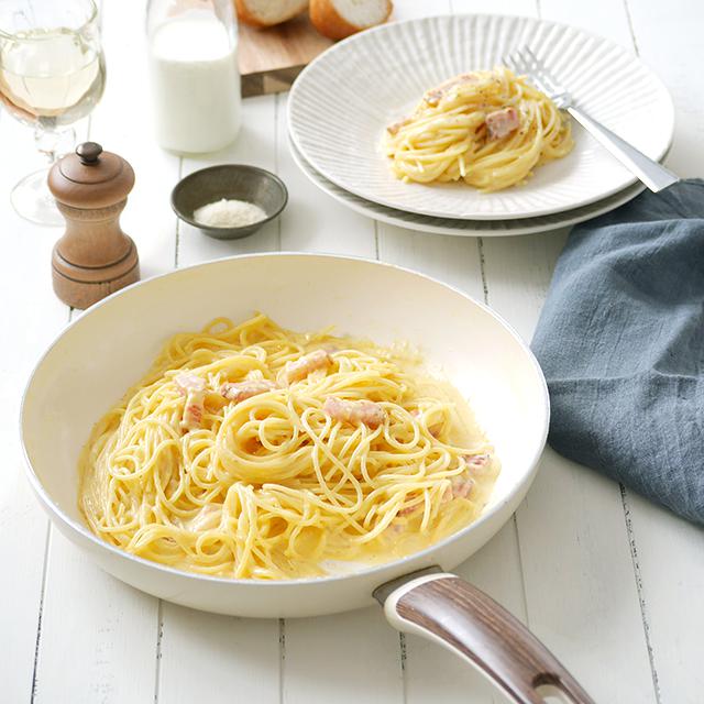 湯切りなし！生クリームなし！ 全卵で作る簡単「濃厚カルボナーラ」