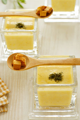 まるごとトウモロコシの冷製スープ