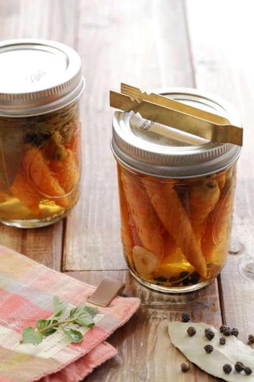 自然の形を活かして･･･が可愛い♪　姫人参のピクルス