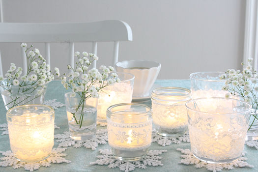 空き瓶×レースで、おしゃれにキャンドルを楽しむ