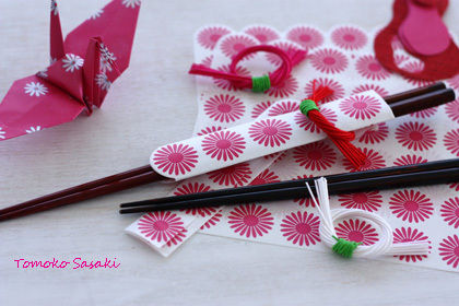 5秒で完成！和モダン折り紙の箸置き