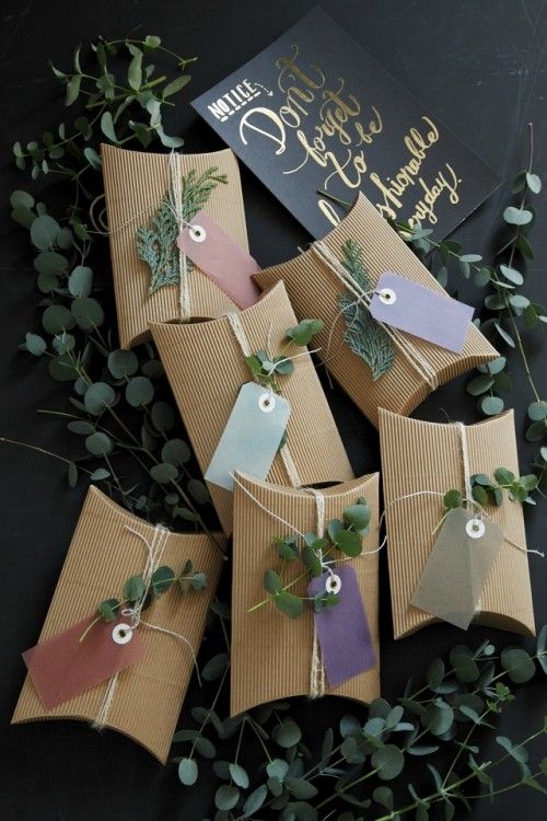 最旬スタイリング～カジュアルなラッピングには、グレイッシュパステルをひとさじ加えて