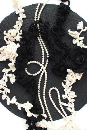 今秋のファッション必須アイテム！パールネックレスアレンジ