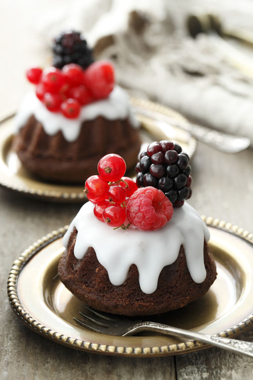 ビターチョコレート味のミニクグロフ