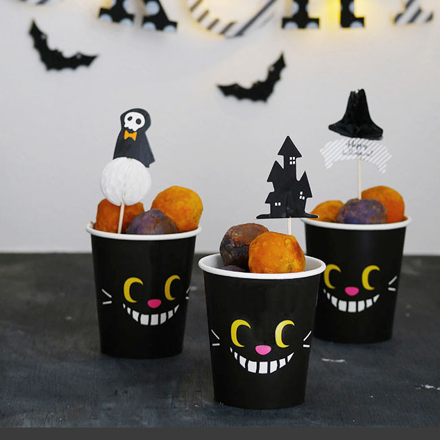 子どもと一緒に作ろう♪ 丸めて焼くだけ簡単ハロウィンレシピ