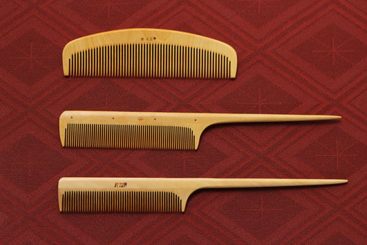 昔ながらの良品・京つげ櫛のご紹介とお手入れ法