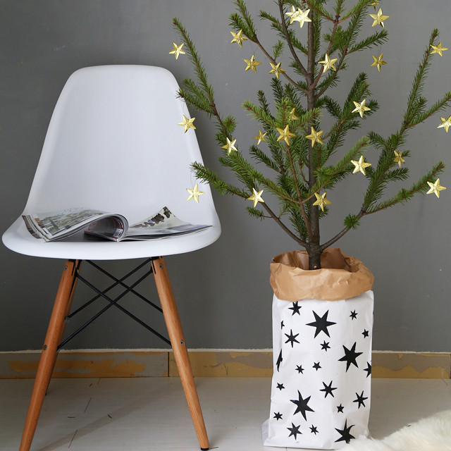 米袋×ダイソーのステンシルシートで、簡単♪　北欧風クリスマス