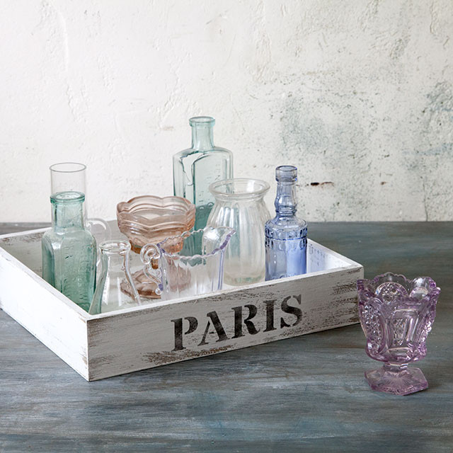 100均でOK！ 小さな花にぴったりのガラス瓶をおしゃれに飾るペイントアイディア